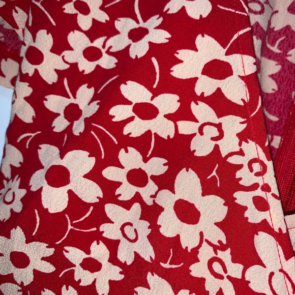 Madewell Wrap-Front Romper in Mini Daisy - Picture 5 of 5